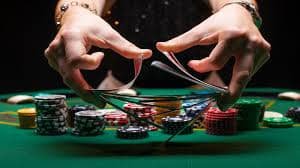 Antarmuka aplikasi mobile megabet99 menampilkan slot games dan live casino